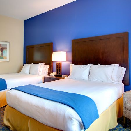 Holiday Inn Express Hotel & Suites Lake Elsinore By Ihg Экстерьер фото