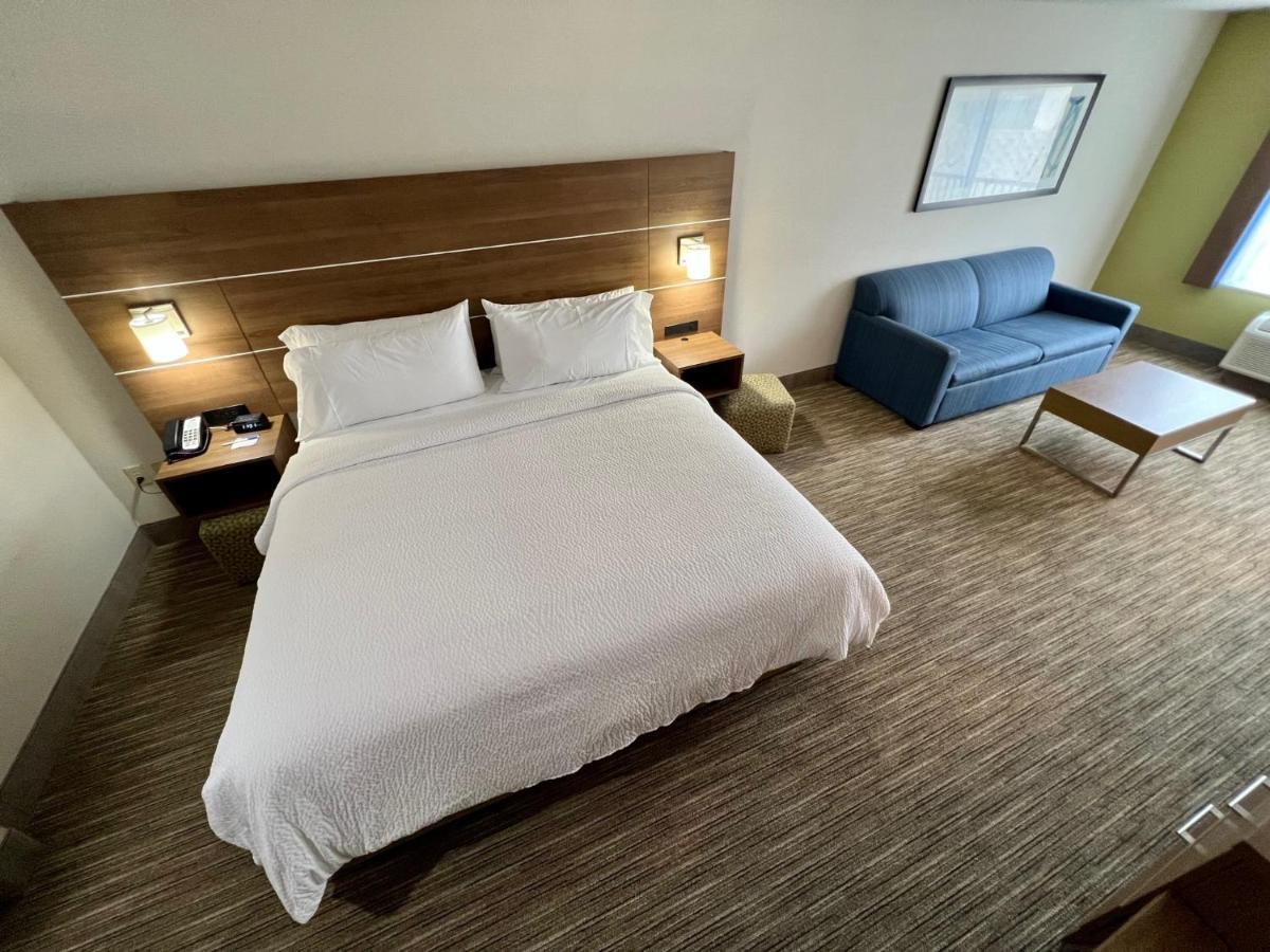 Holiday Inn Express Hotel & Suites Lake Elsinore By Ihg Экстерьер фото