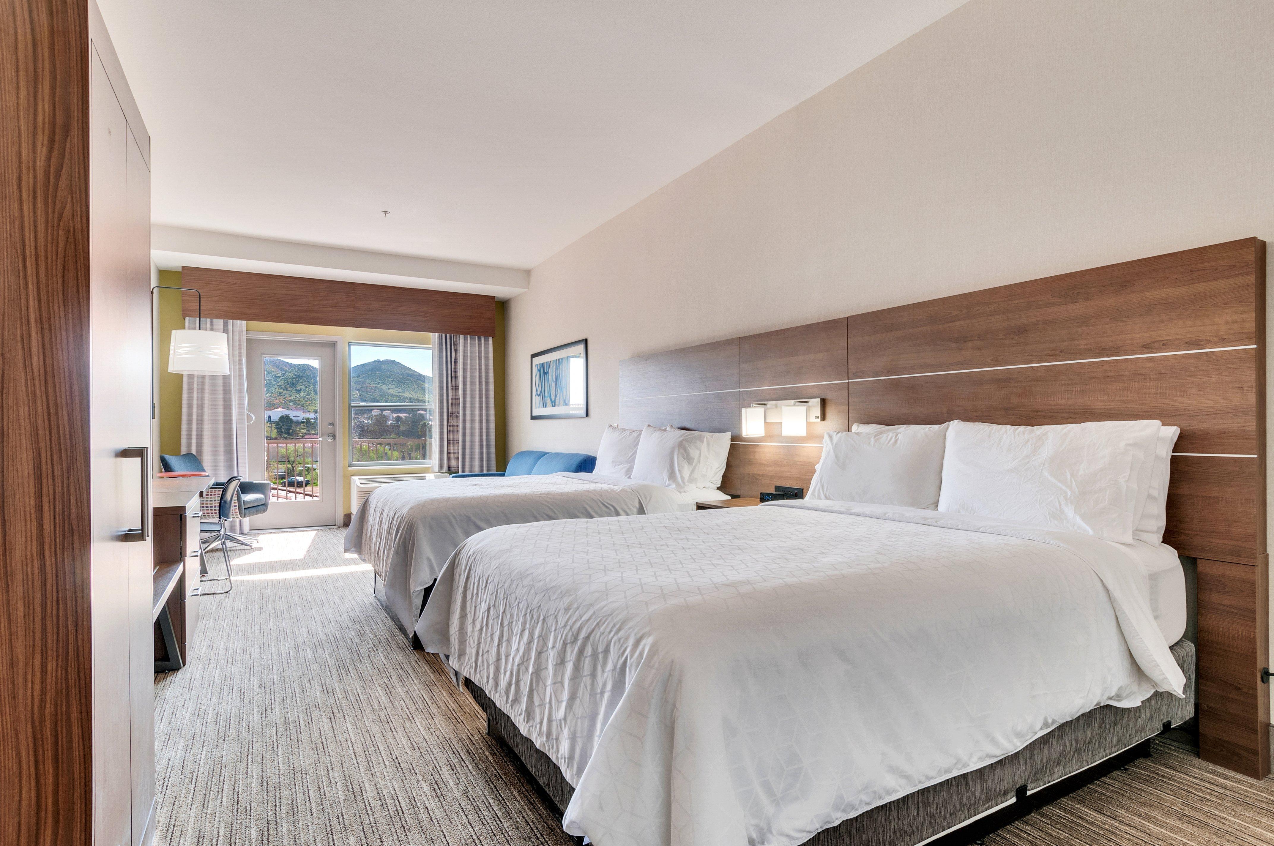Holiday Inn Express Hotel & Suites Lake Elsinore By Ihg Экстерьер фото