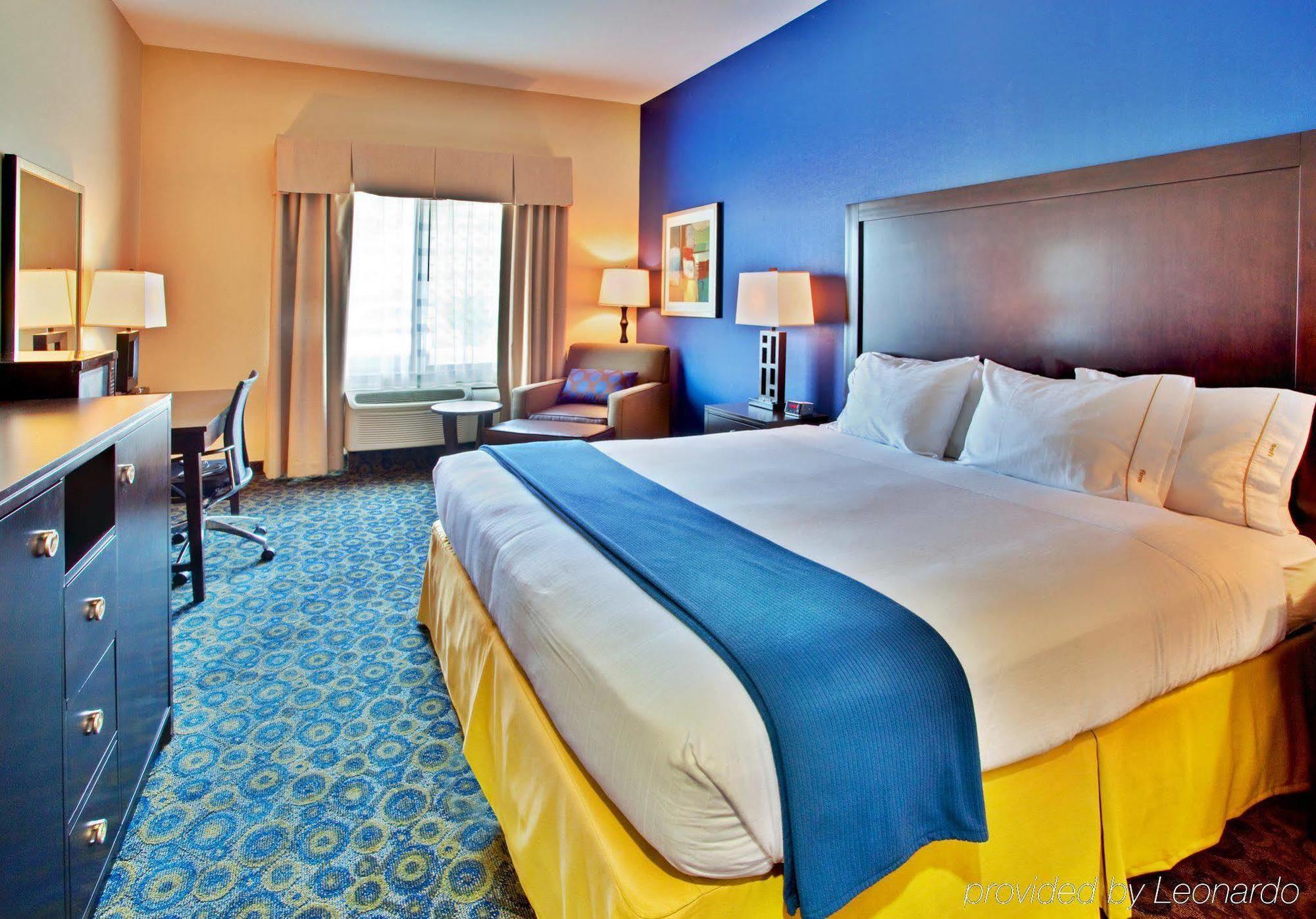 Holiday Inn Express Hotel & Suites Lake Elsinore By Ihg Экстерьер фото